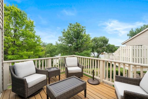 1427 Summit Shores Drive, Burnsville, MN 55306