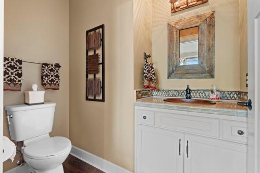 Main level 1/2 bathroom works great for guests!