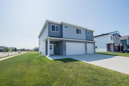 Photo for 4887 Hampton Circle S, Moorhead, MN 56560 - listing #7114835 4887 Hampton Circle S, Moorhead, MN 56560