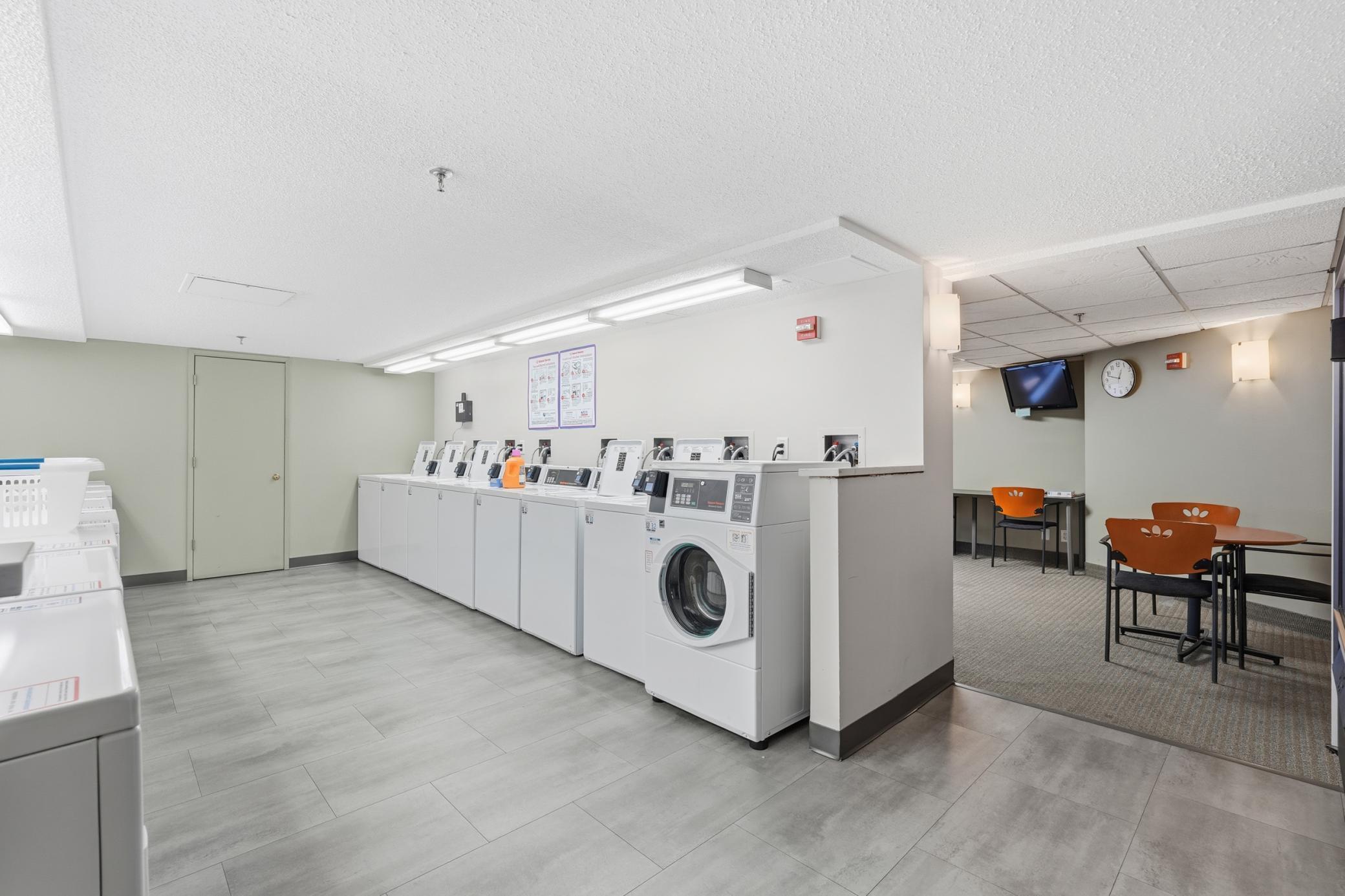 laundry The Pointe Condominiums St Paul, MN.jpg
