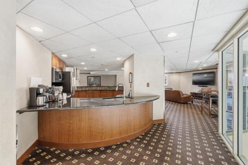 community room kitchen The Pointe Condominiums St Paul, MN.jpg