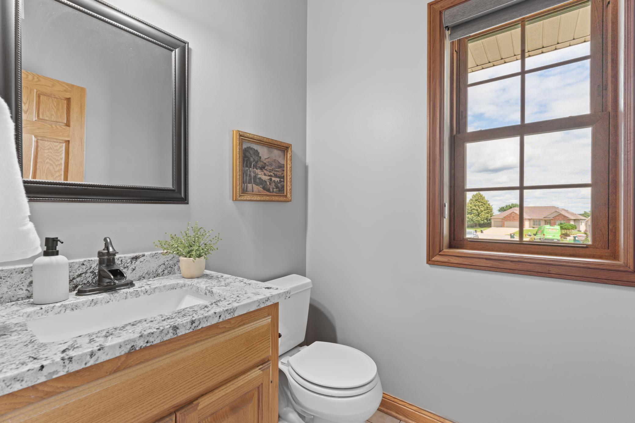 Main Floor 1/2 Bathroom