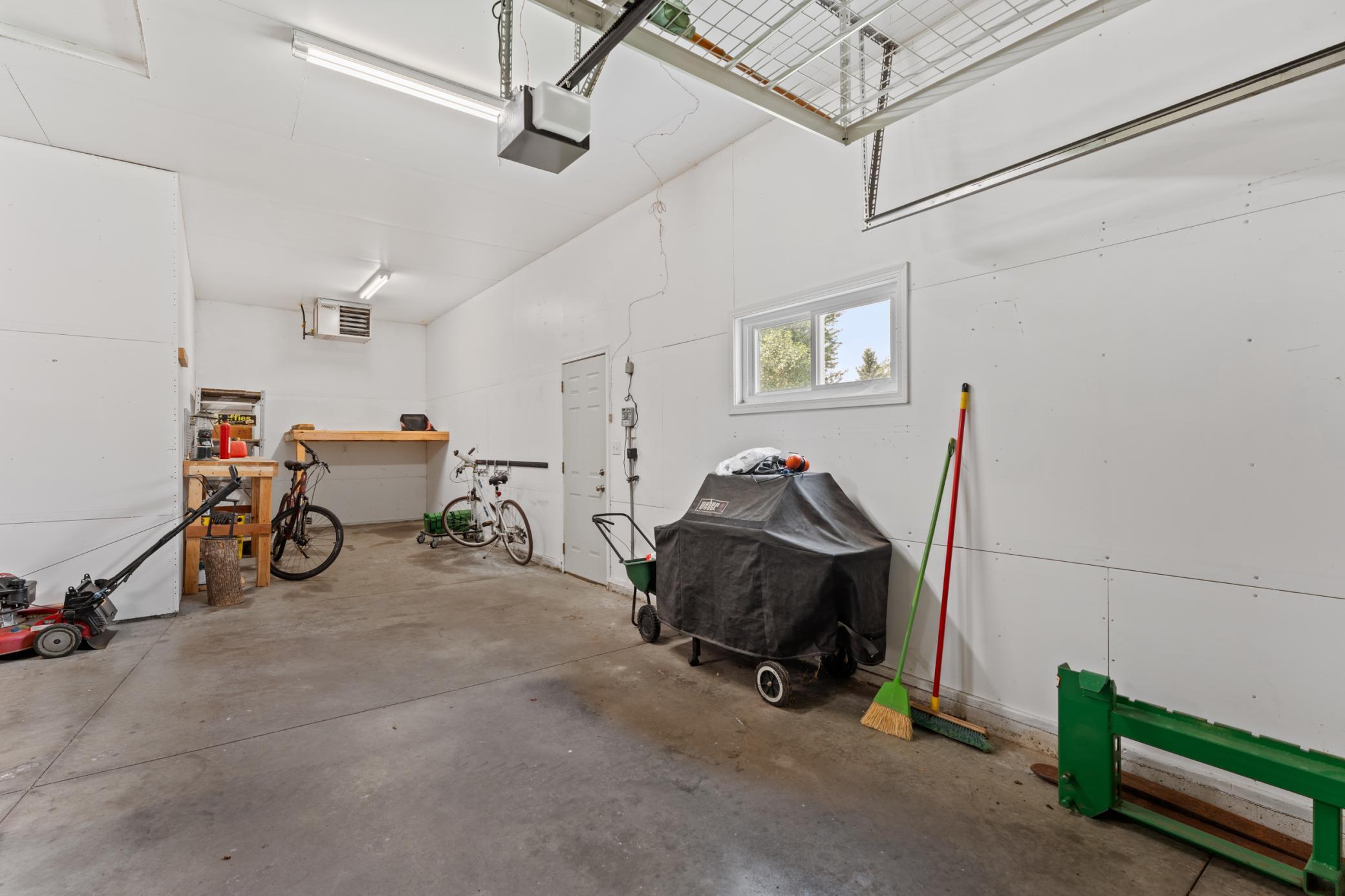 4th Garage Stall
