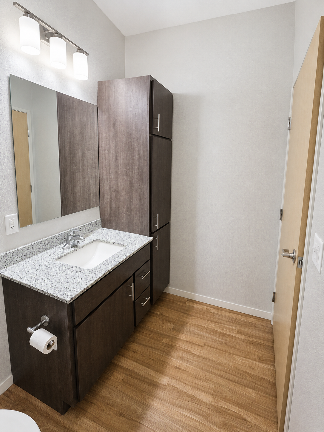 The Meadows #111 Bathroom (2).png