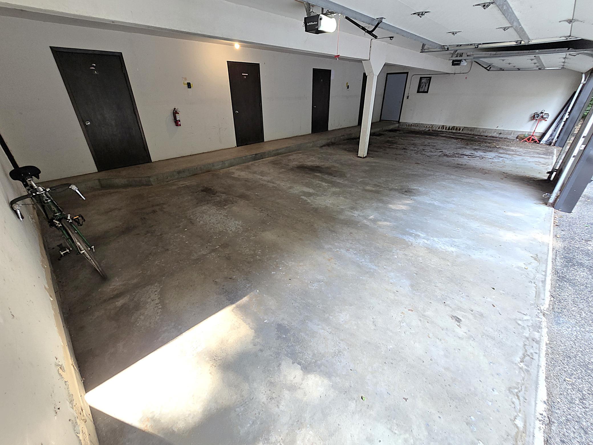 GARAGE - (21).jpg