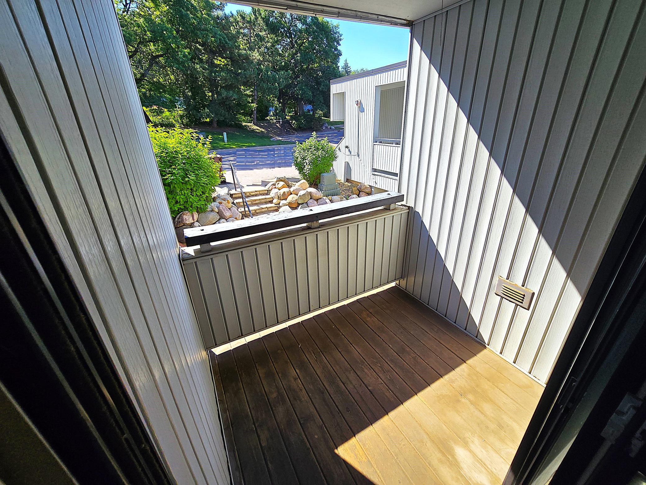 DECK B - (2)b.jpg