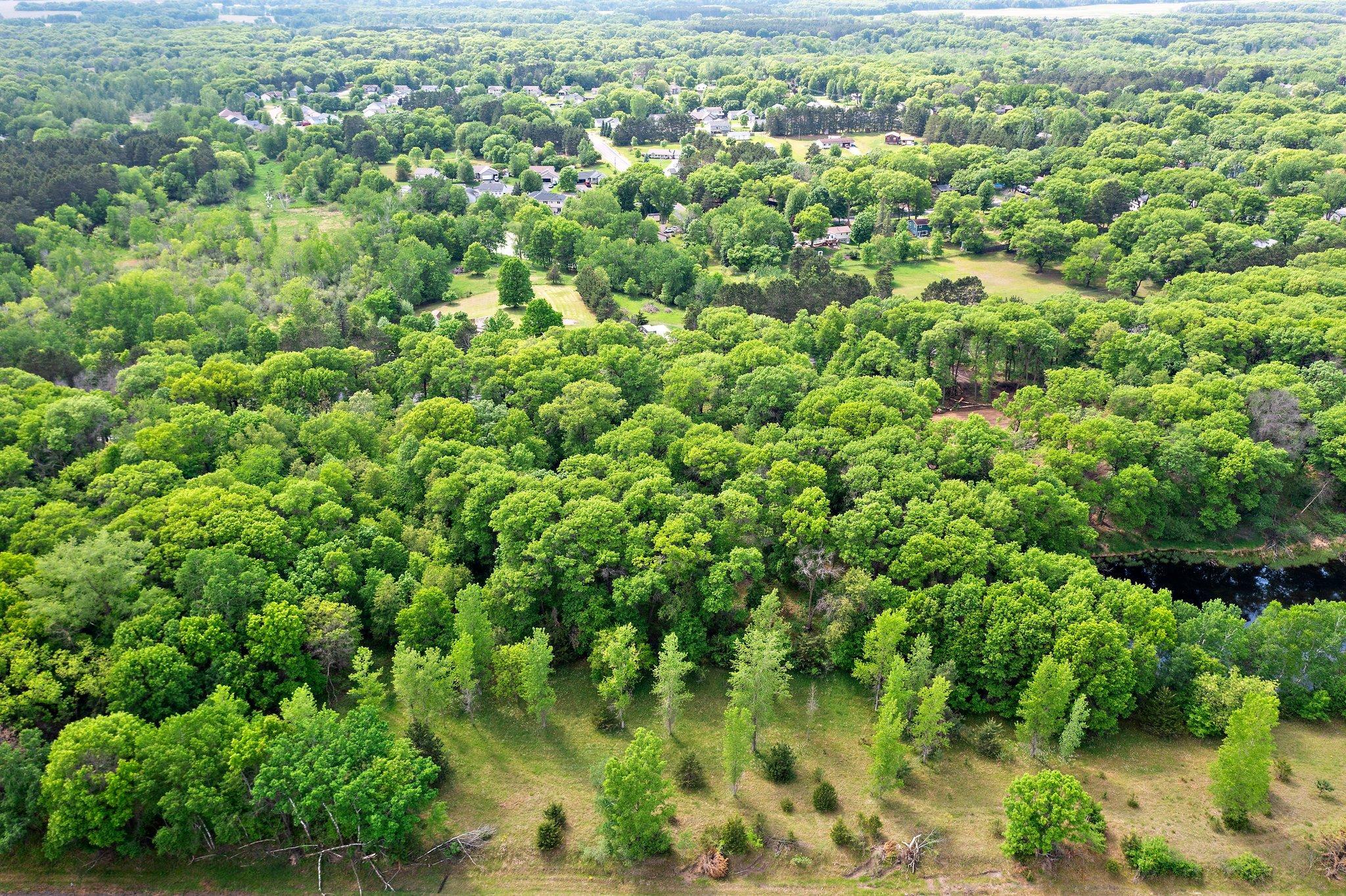 10-web-or-mls-31453 Central Dr NE-28.jpg
