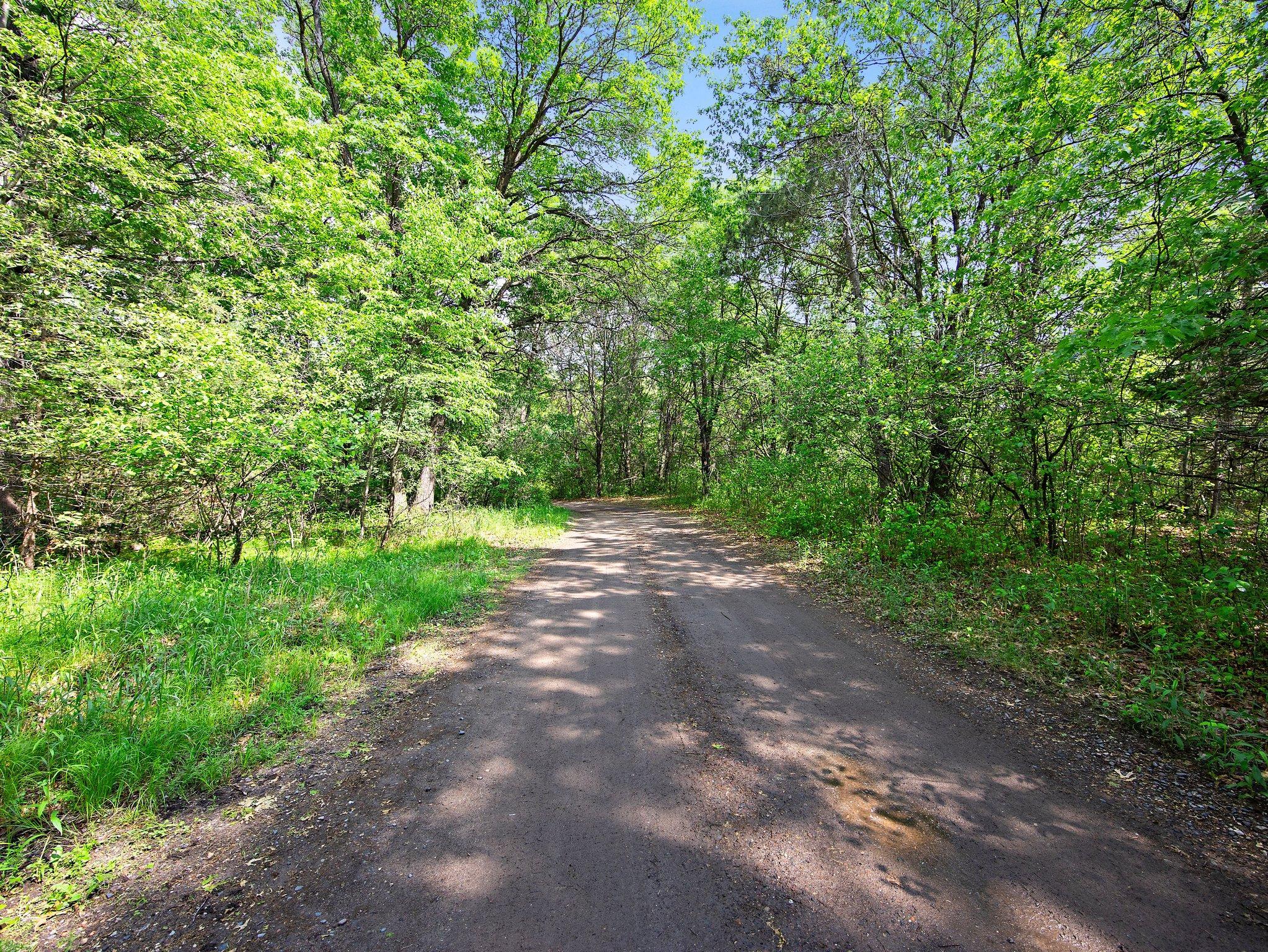 17-web-or-mls-31453 Central Dr NE-49.jpg
