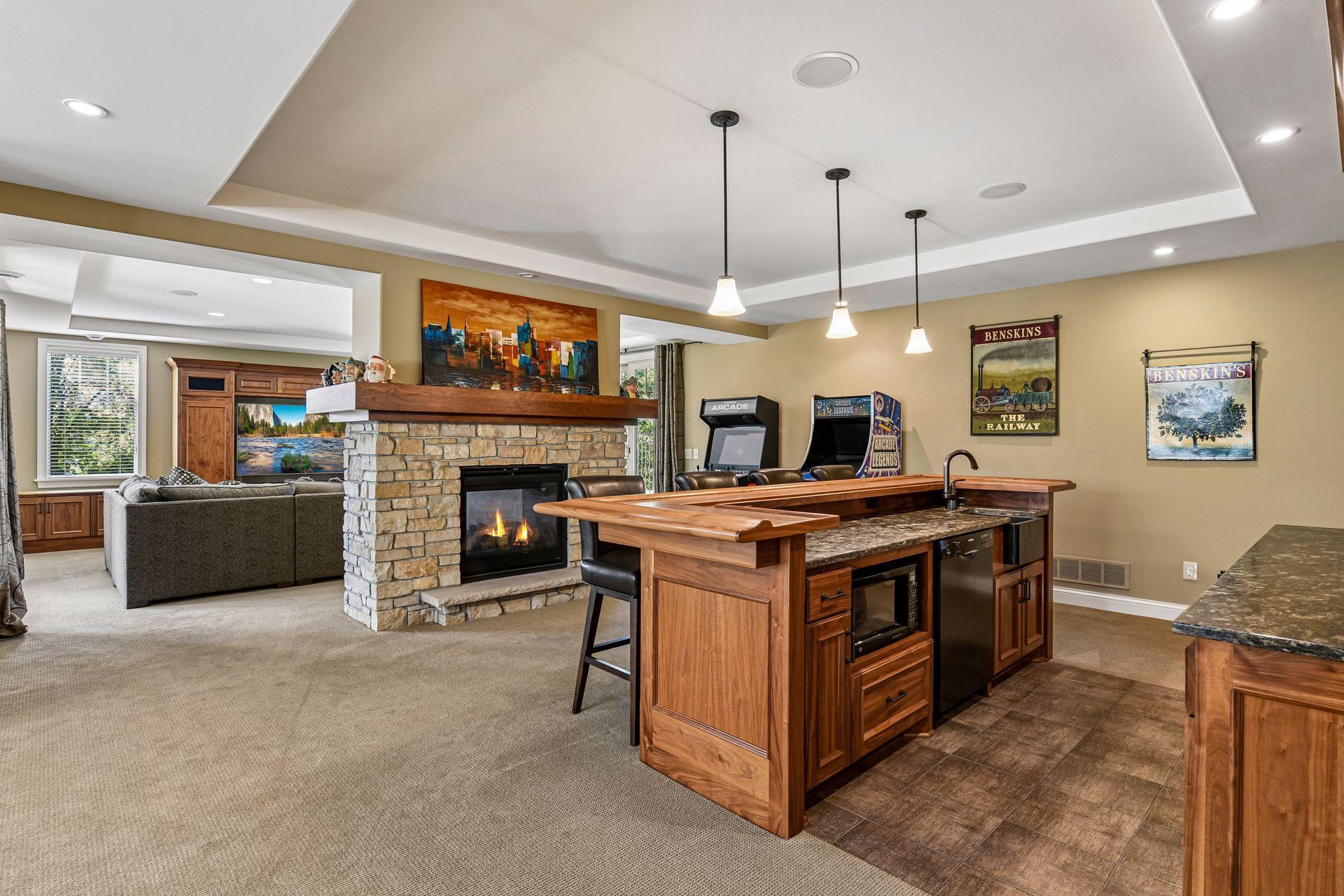 Lower-level bar and entreating areas.