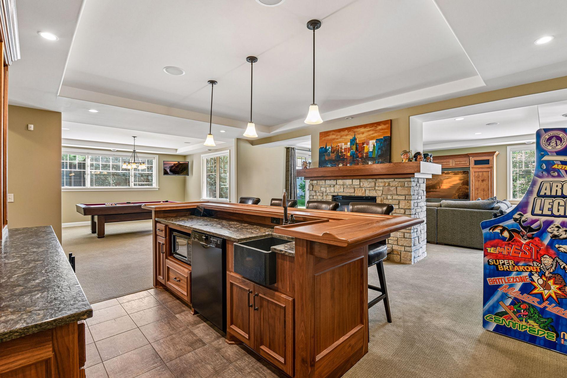 Lower-level bar and entreating areas.