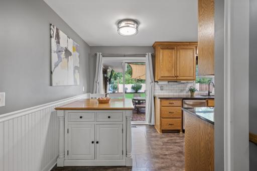 4616 Nord Drive, Bloomington, MN 55437