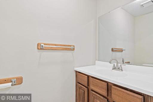 451 Hunter Hill Road, Hudson, WI 54016