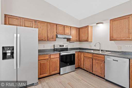 451 Hunter Hill Road, Hudson, WI 54016