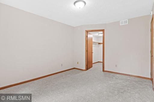 451 Hunter Hill Road, Hudson, WI 54016