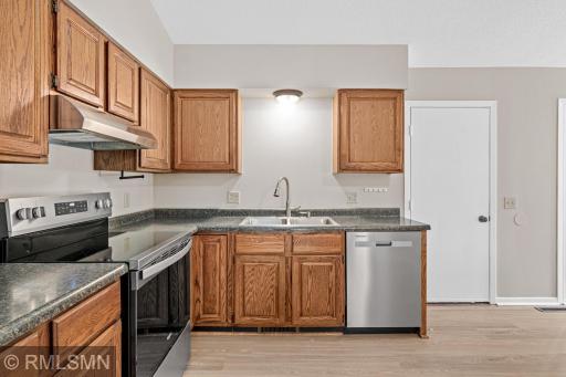 451 Hunter Hill Road, Hudson, WI 54016