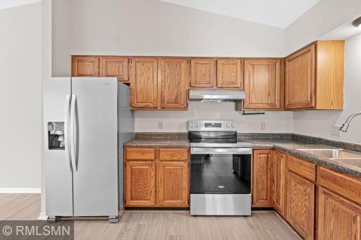 451 Hunter Hill Road, Hudson, WI 54016