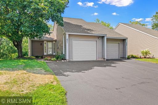 451 Hunter Hill Road, Hudson, WI 54016