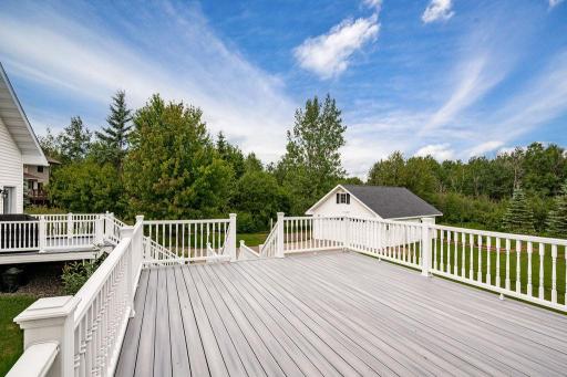 2827 Parkwood Lane, Duluth, MN 55811