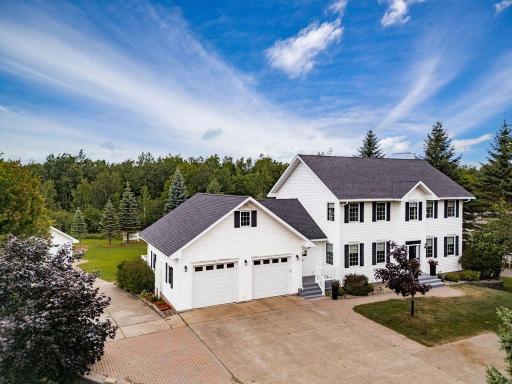 2827 Parkwood Lane, Duluth, MN 55811