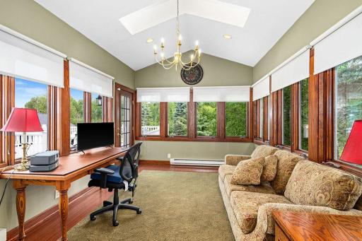 2827 Parkwood Lane, Duluth, MN 55811