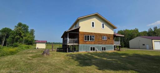 Left side exterior