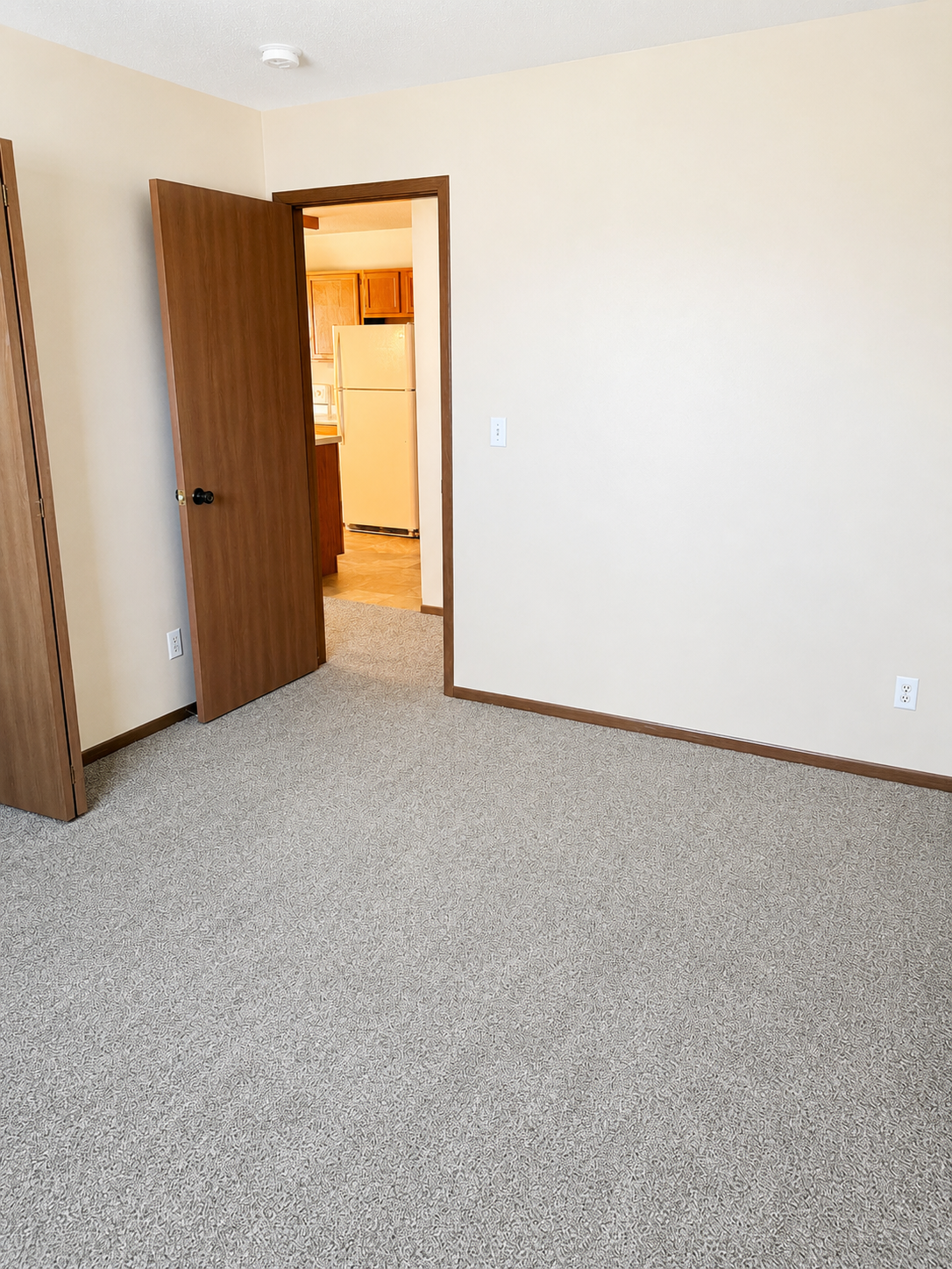 Bedroom 2 Door.png