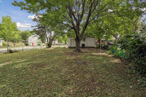 2326 North Bryant Avenue - Spacecrafting - 0028.jpg