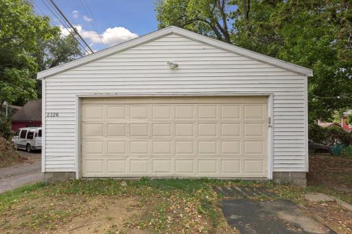 2326 North Bryant Avenue - Spacecrafting - 0030.jpg