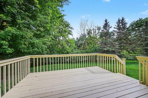 2522 S Windsor Lane, Woodbury, MN 55125