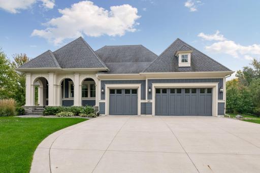 655 Shawnee Woods Road, Medina, MN 55340