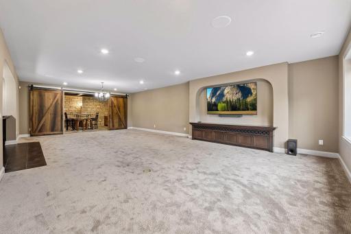 655 Shawnee Woods Road, Medina, MN 55340