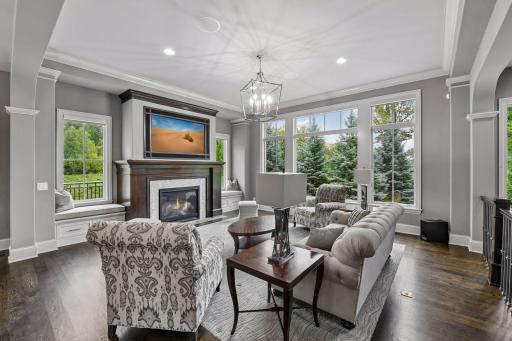 655 Shawnee Woods Road, Medina, MN 55340