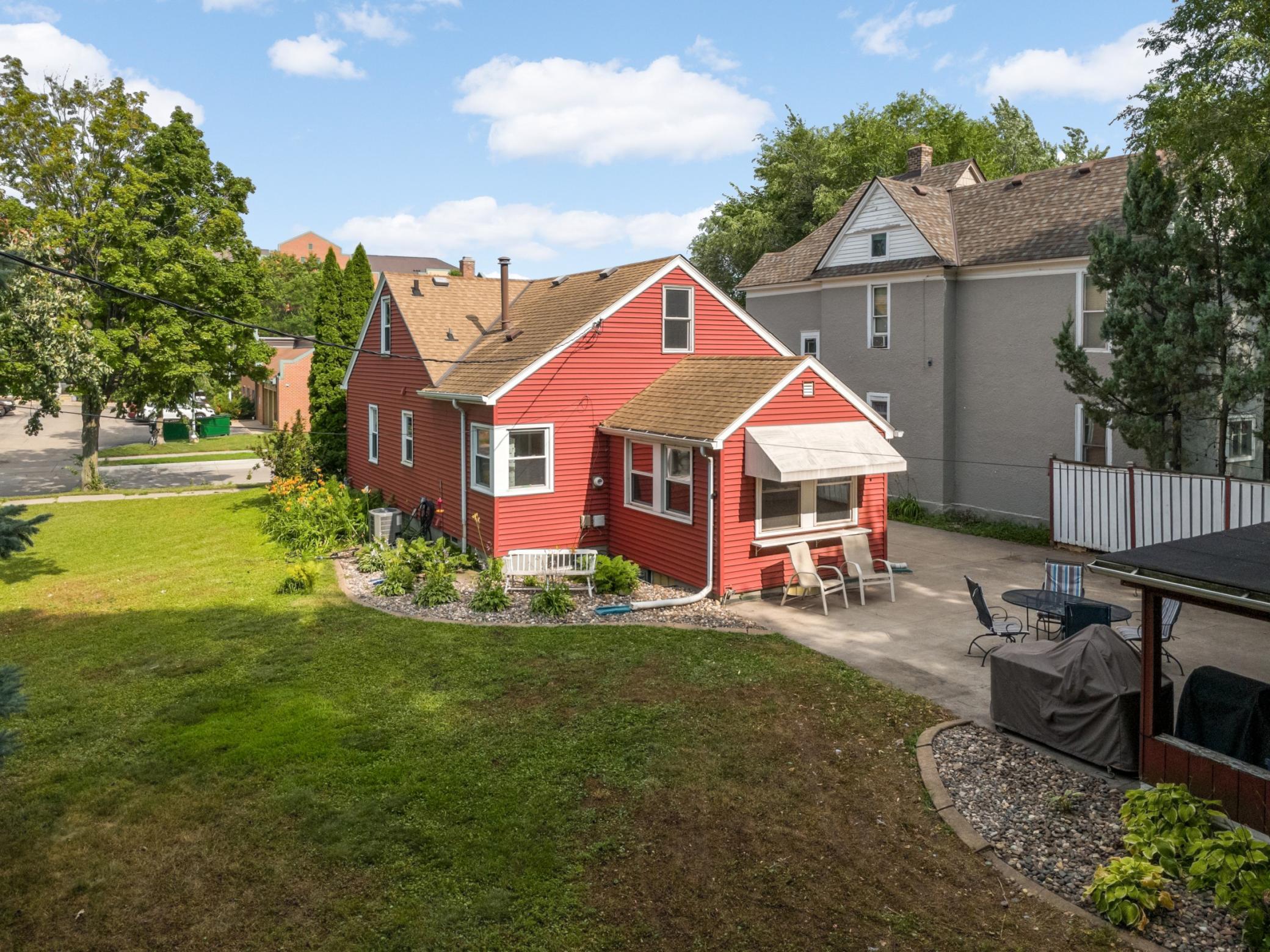 21 Backyard.jpg
