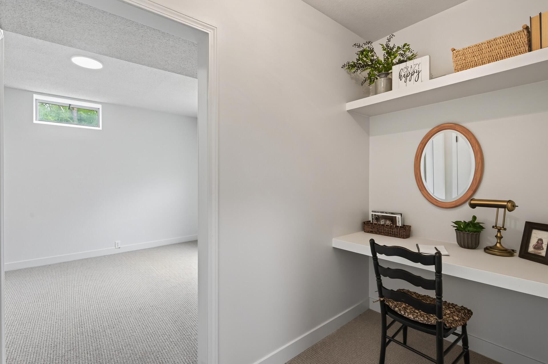 34_10630_Borman_Ave34_mls.jpg