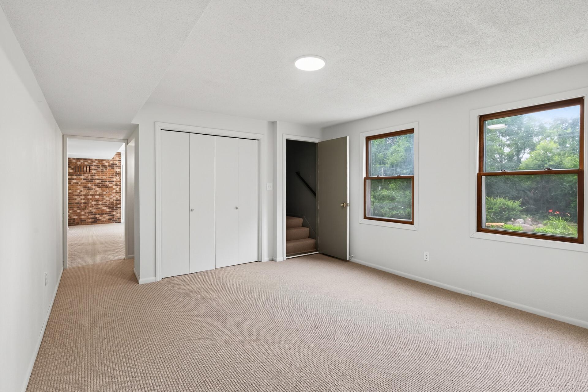 27_10630_Borman_Ave27_mls.jpg