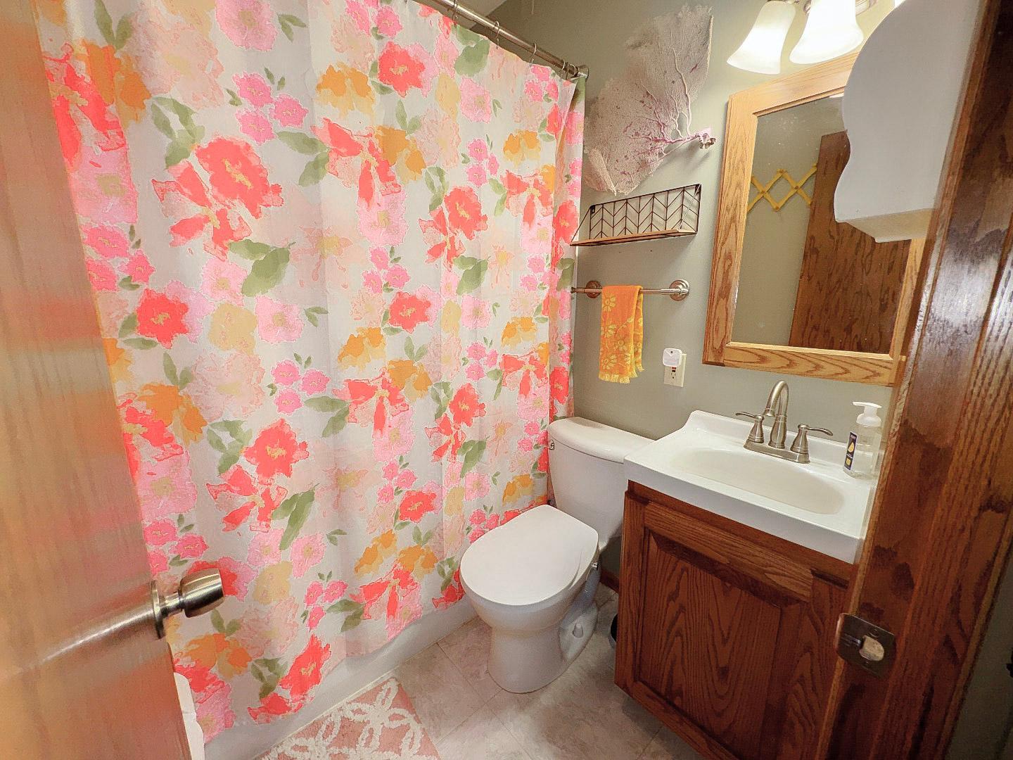 Full Bathroom on the Main Floor
