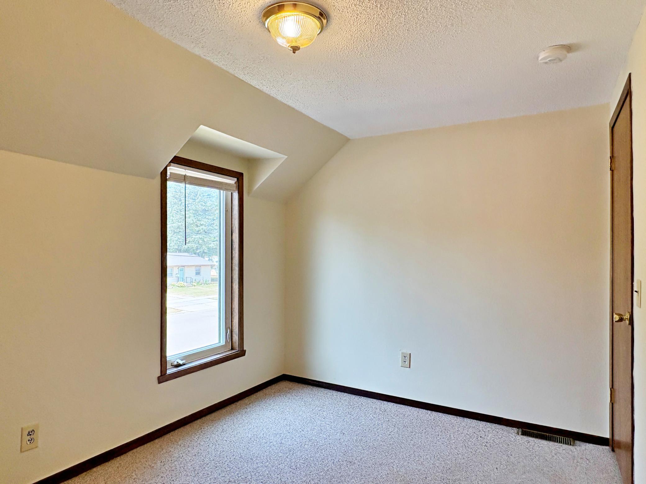 Upper Unit