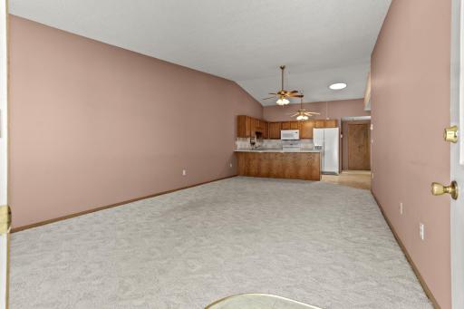 4752 10th Avenue S, Fargo, ND 58103