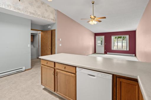 4752 10th Avenue S, Fargo, ND 58103
