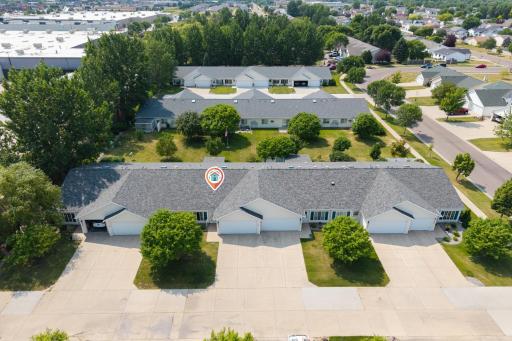 4752 10th Avenue S, Fargo, ND 58103