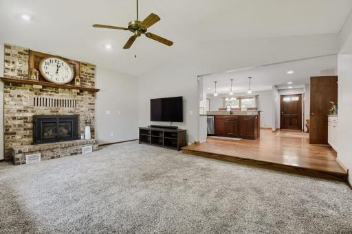 10439 Thrush St Nw - Web Quality - 015 - 07 Living Room.jpg