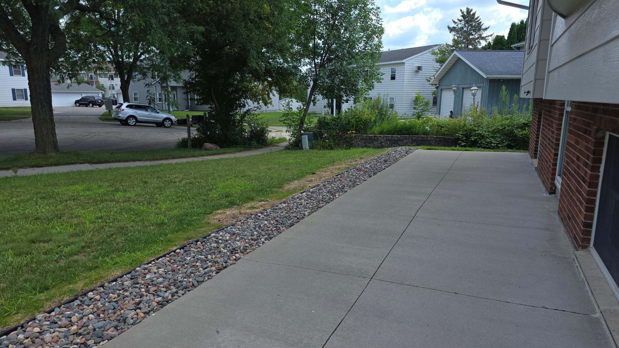 1004 21st St SE 3.jpg