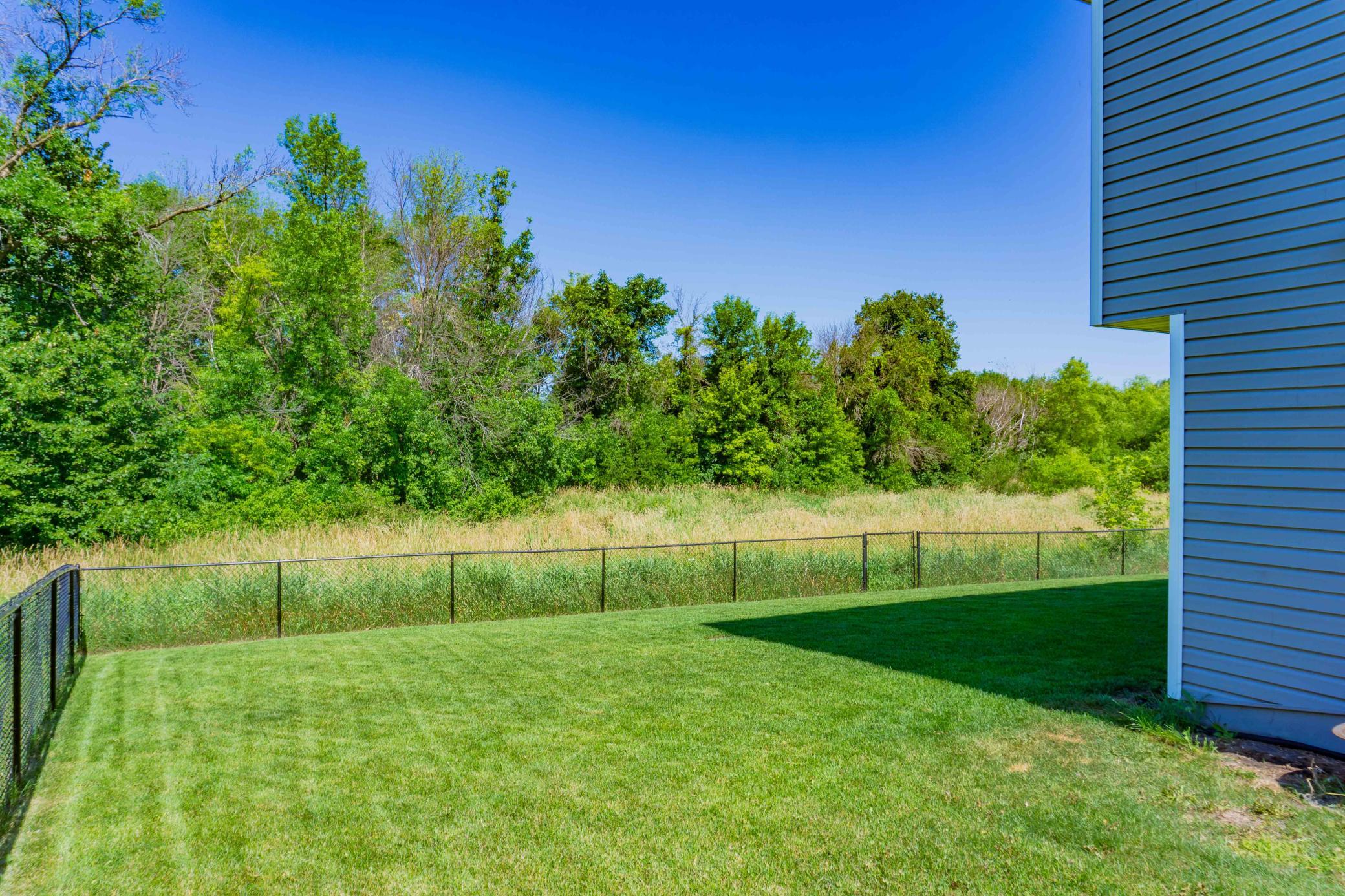 46 - MLS Photo.jpg