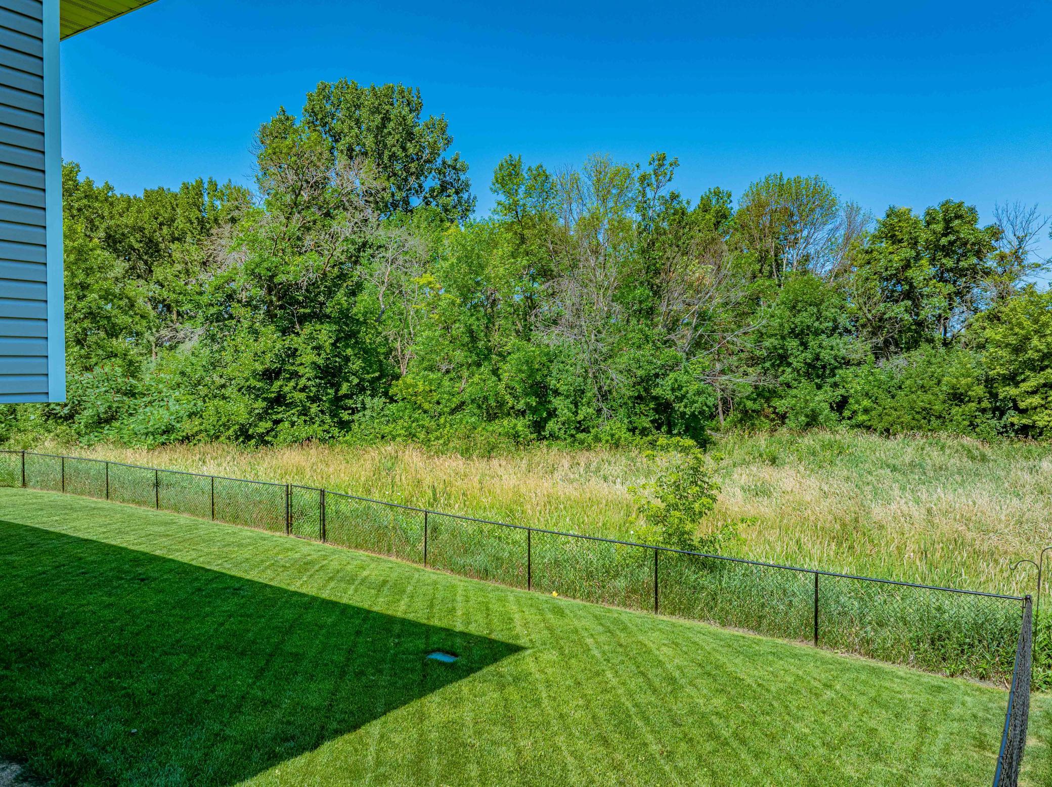 49 - MLS Photo.jpg