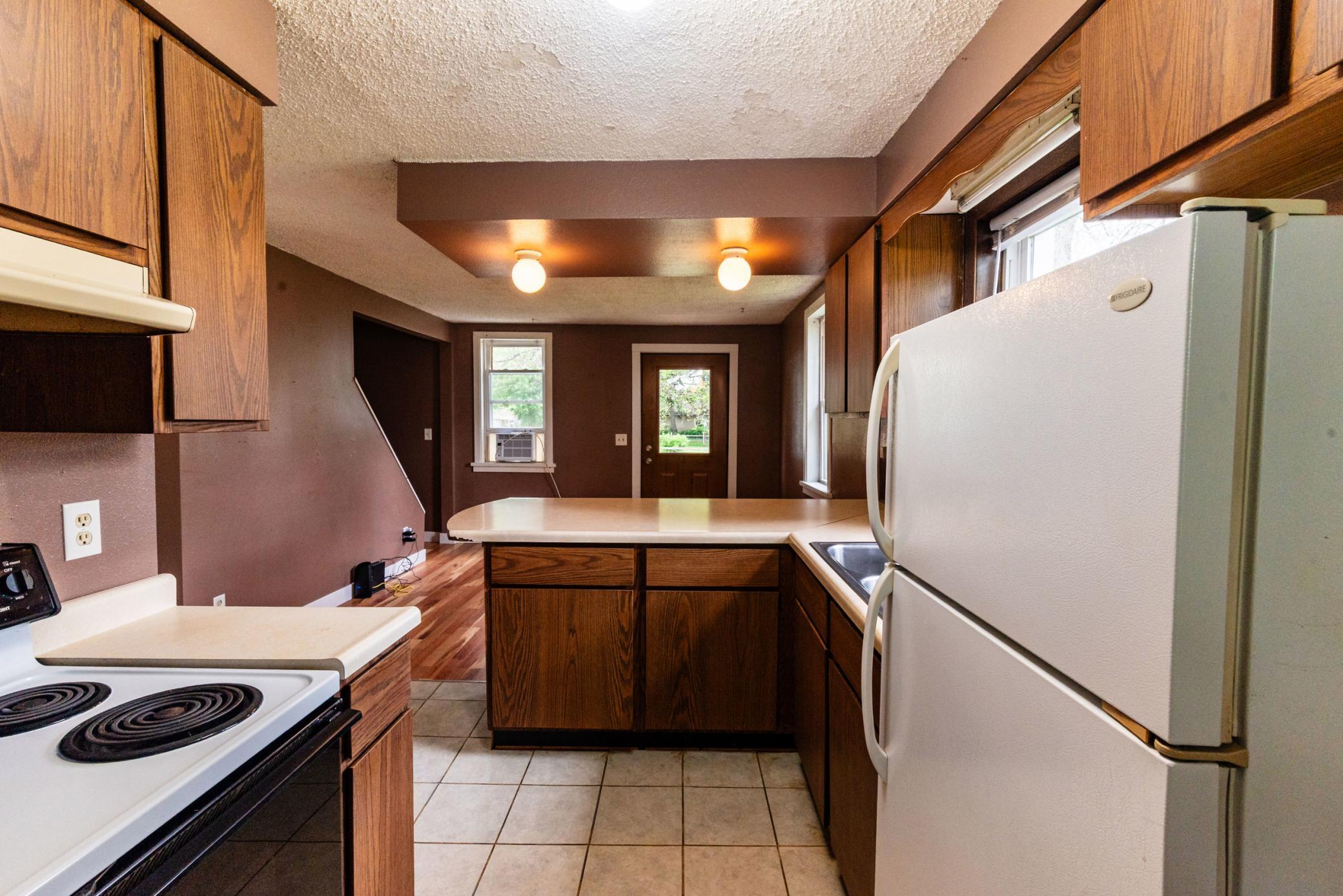 5_kitchen2.jpg