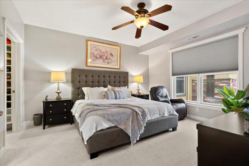 1940 Fulham Street, 207, Roseville, MN 55113