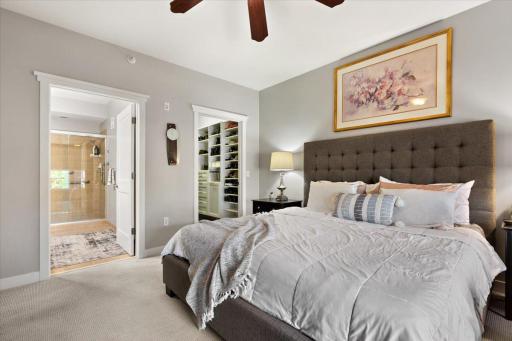 1940 Fulham Street, 207, Roseville, MN 55113