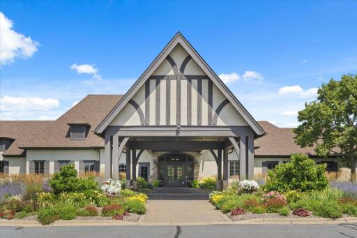 1940 Fulham Street, 207, Roseville, MN 55113