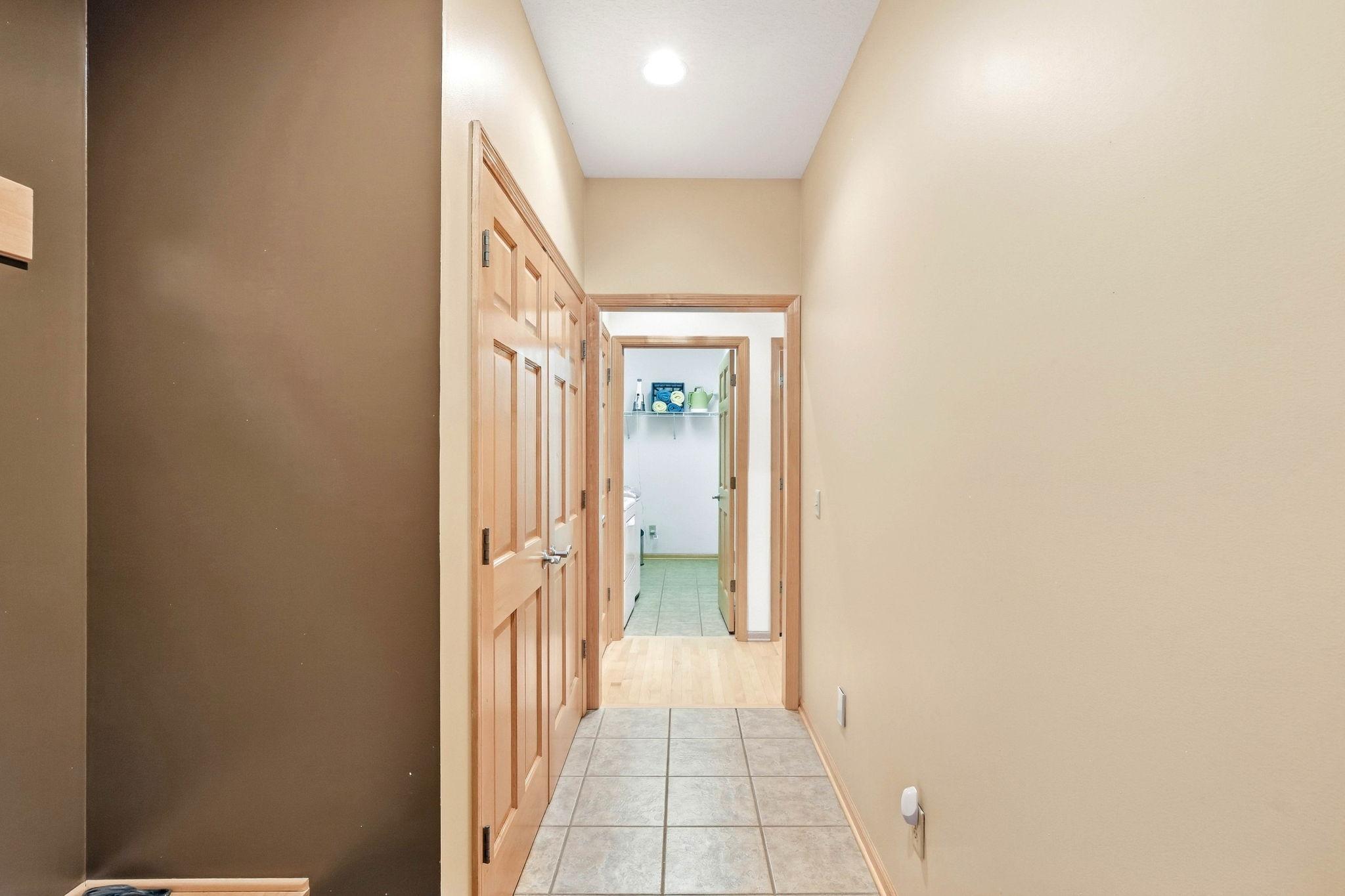 41-web-or-mls-14802-Margaret-Pl-41.jpg
