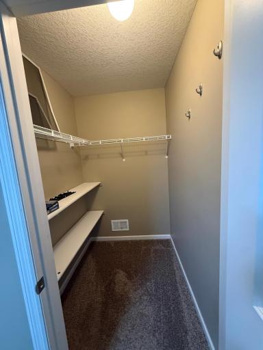 1309 Shadow Creek Curve, Eagan, MN 55123